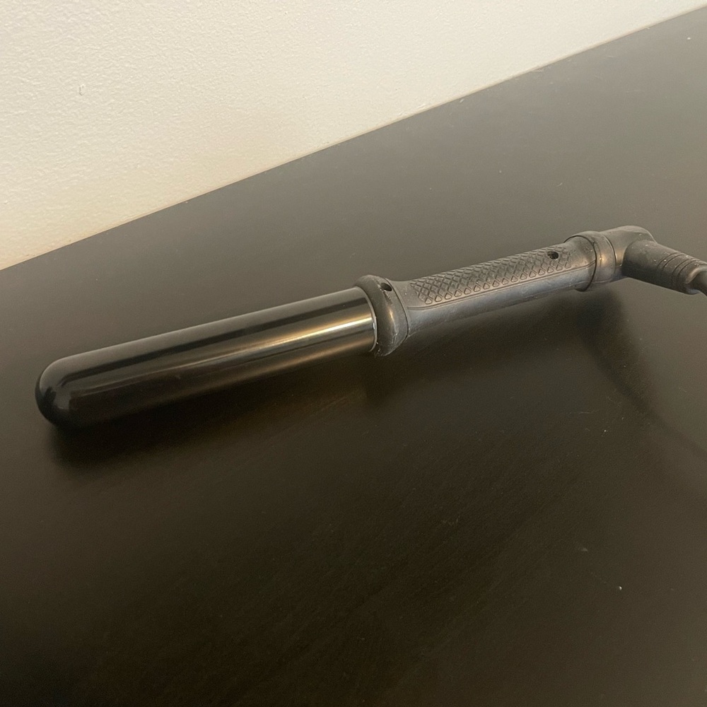 Nume 32mm Curling Wand